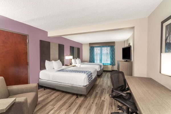 La Quinta Inns and Suites Clarksville